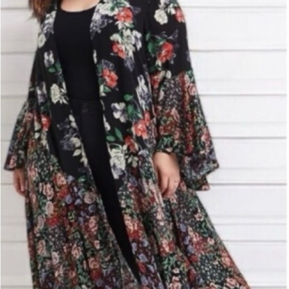 torrid Black Floral Kimono Duster